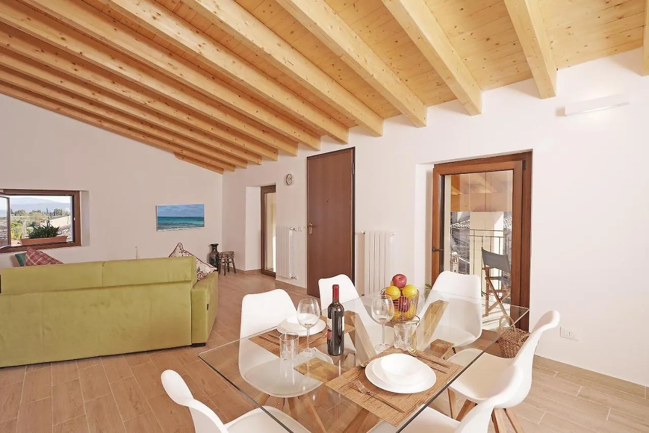 Apartments Villa Bougainville 산펠리체델바나코 이탈리아