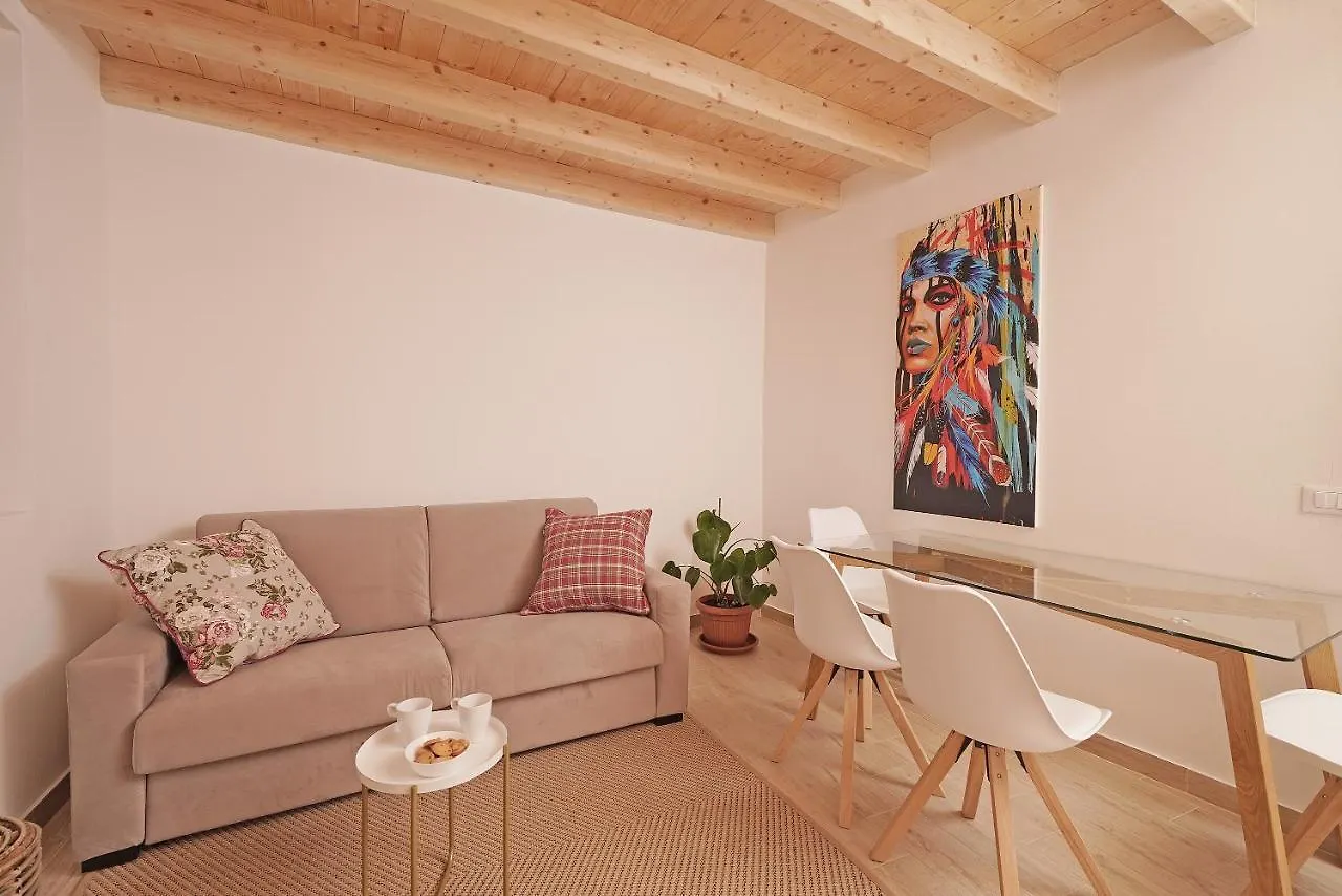 Apartments Villa Bougainville 산펠리체델바나코