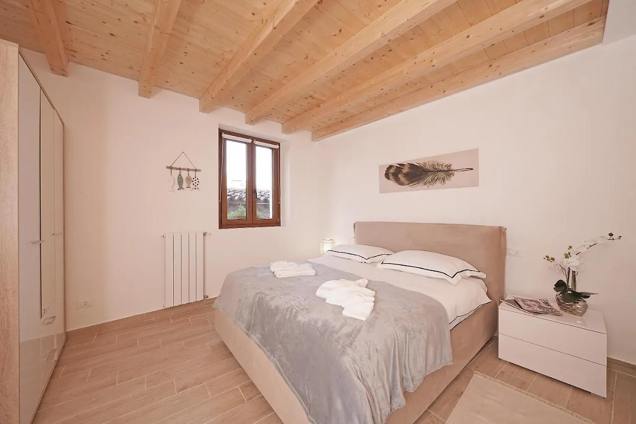Apartments Villa Bougainville 산펠리체델바나코
