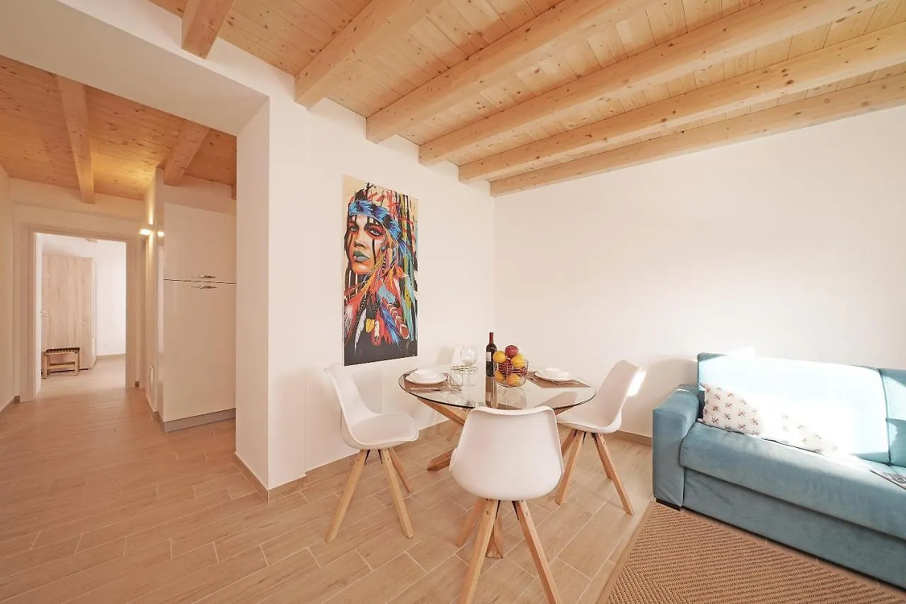 Apartments Villa Bougainville 산펠리체델바나코 0*,  이탈리아