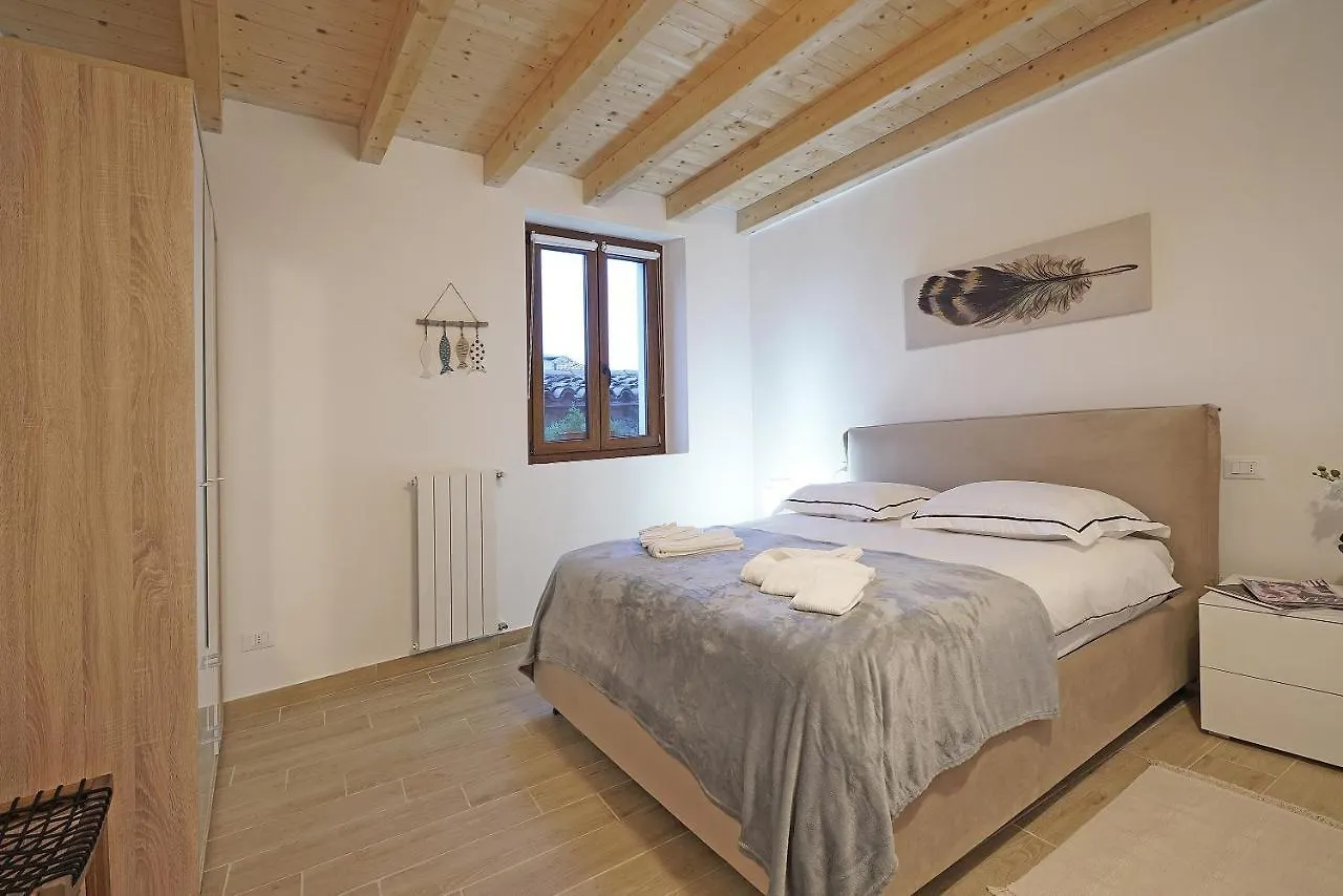 Apartments Villa Bougainville 산펠리체델바나코