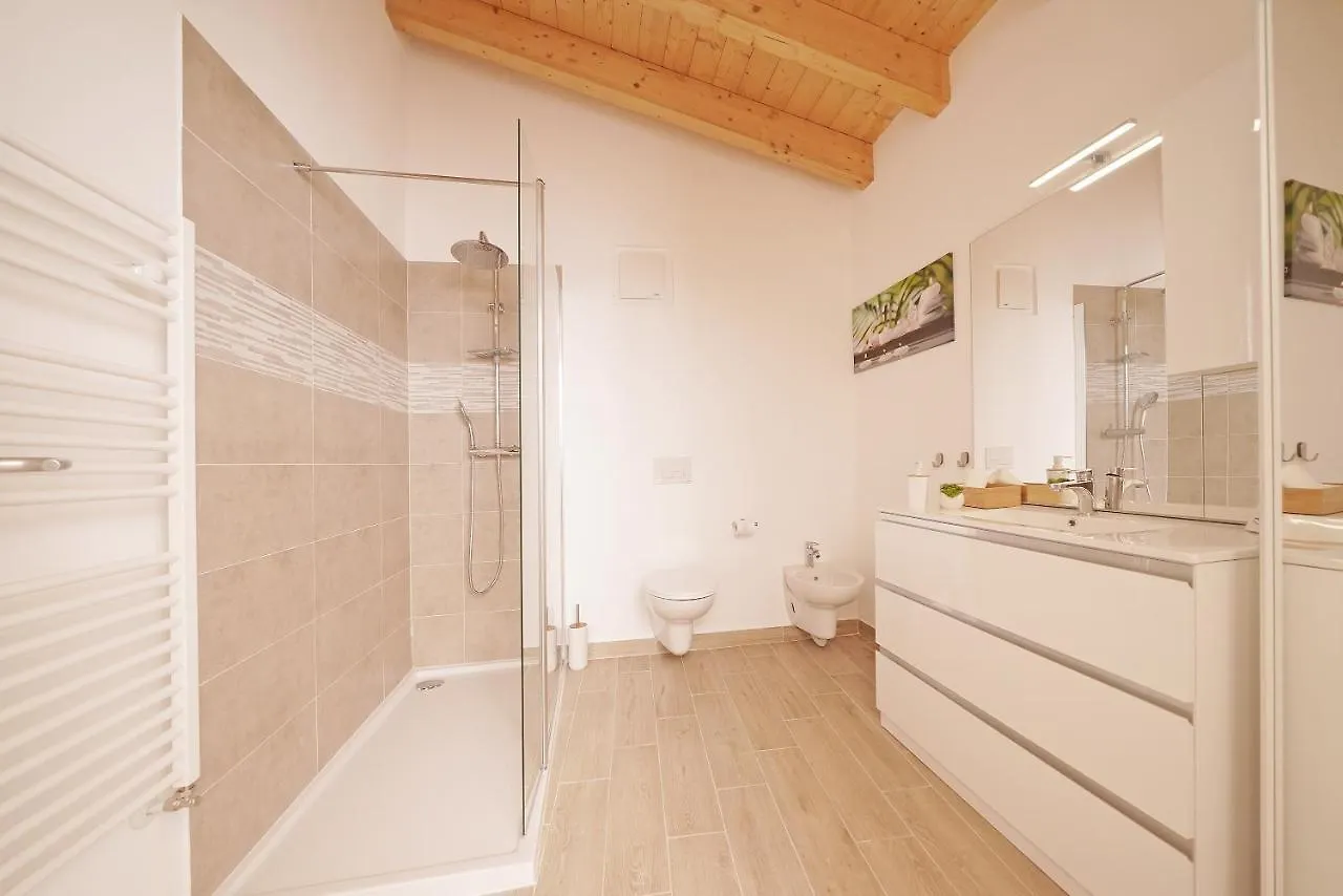Apartments Villa Bougainville 圣菲利斯·德尔·贝纳茨