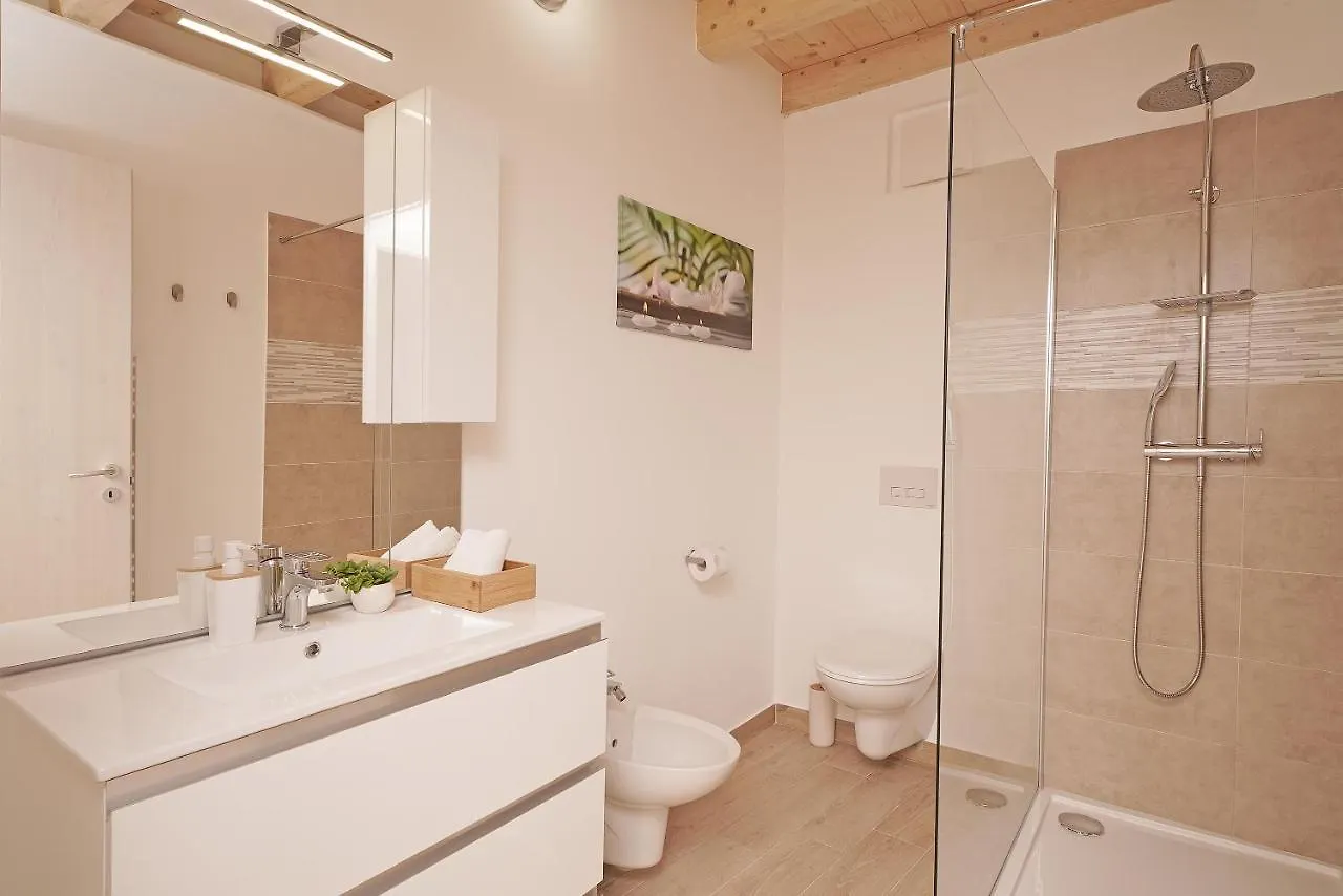 Apartments Villa Bougainville 圣菲利斯·德尔·贝纳茨 意大利