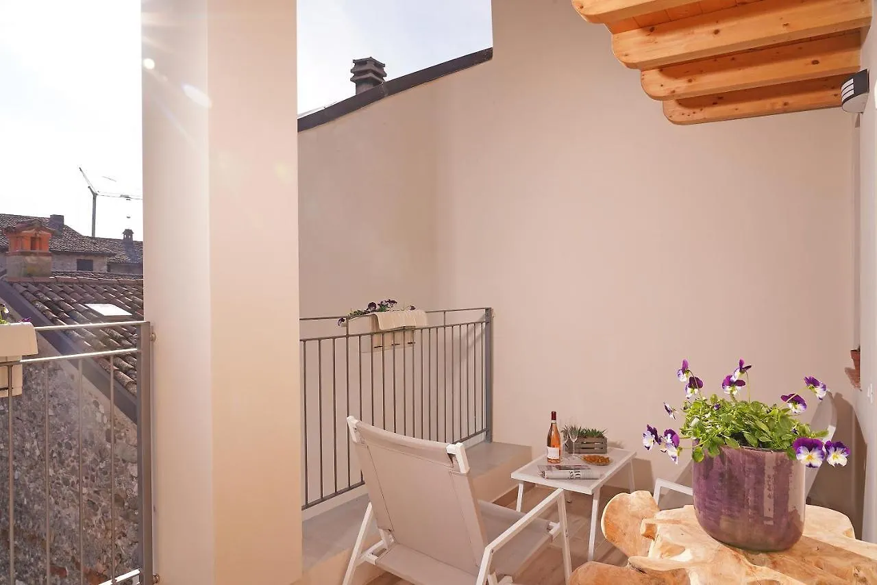Apartments Villa Bougainville 圣菲利斯·德尔·贝纳茨