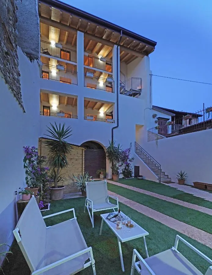 Apartments Villa Bougainville 圣菲利斯·德尔·贝纳茨